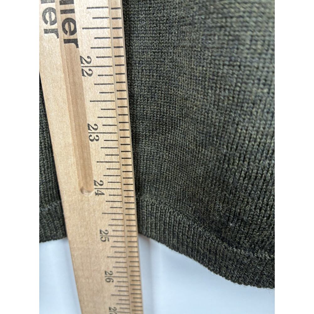 Banana Republic Merino Wool Sweater Vest Olive Green V-Neck Mens L Preppy Vtg - Picture 6 of 6